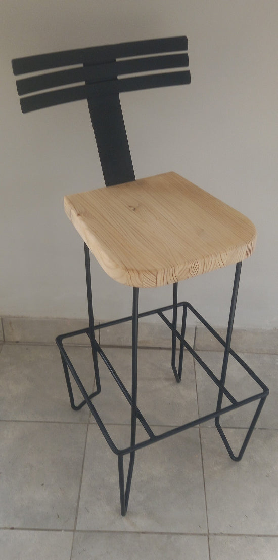 bar stool