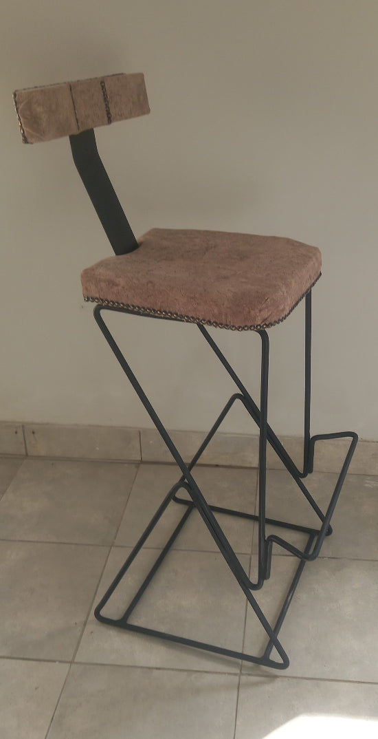 bar stool